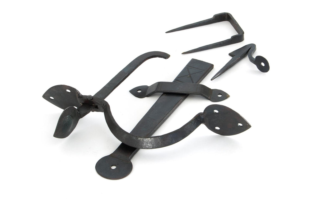 Black Gothic Thumblatch