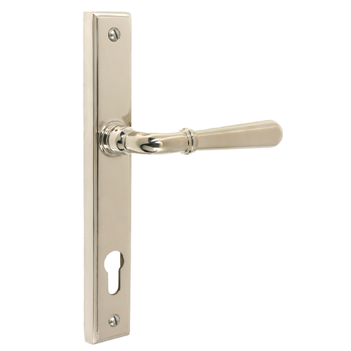 Newbury_Lever_Espag.png