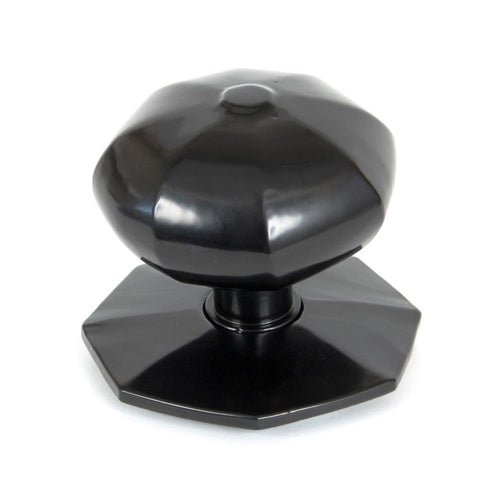 Octagonal_Centre_Door_Knob.jpg
