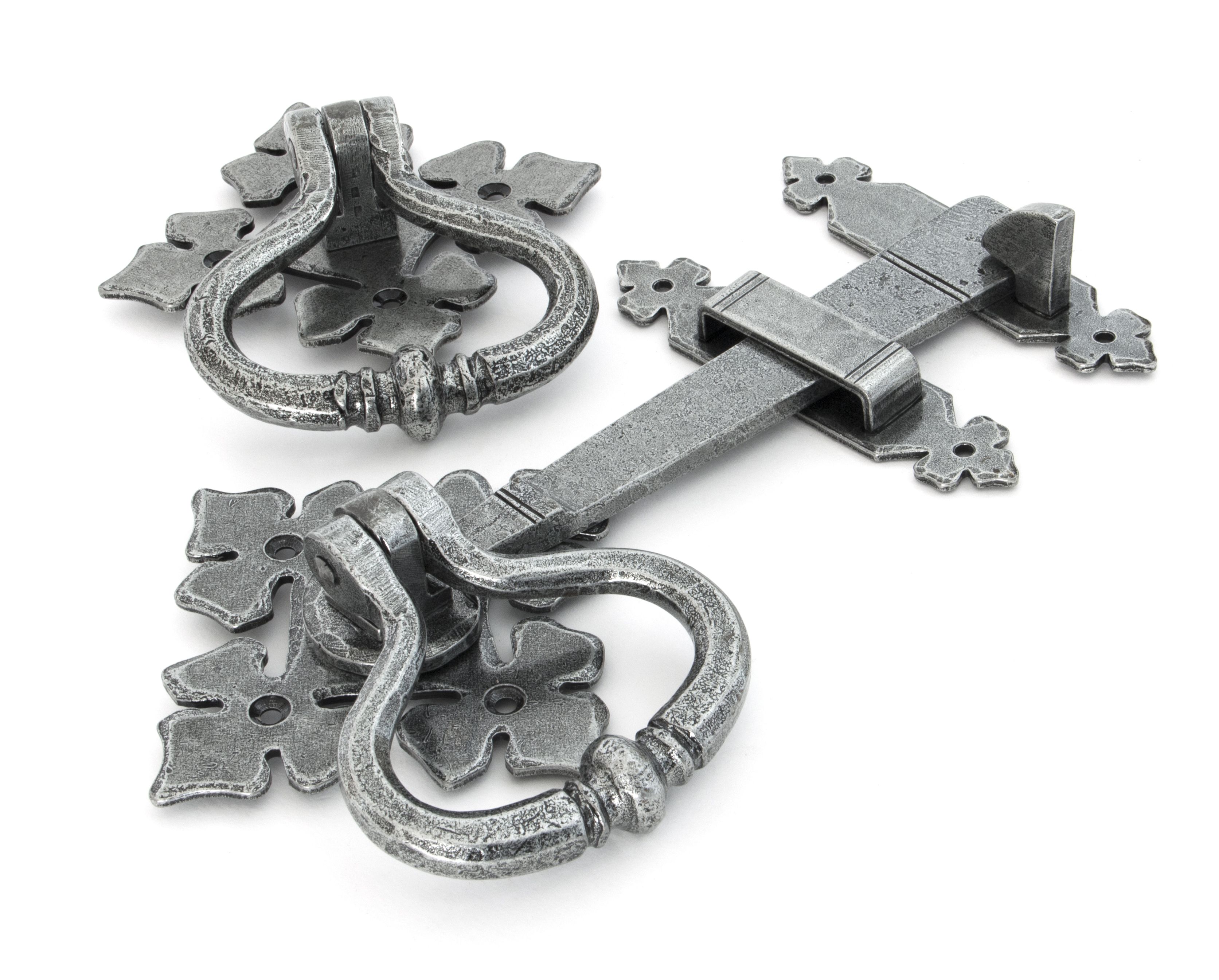 FROM THE ANVIL SHAKESPEARE LATCH SET PEWTER
